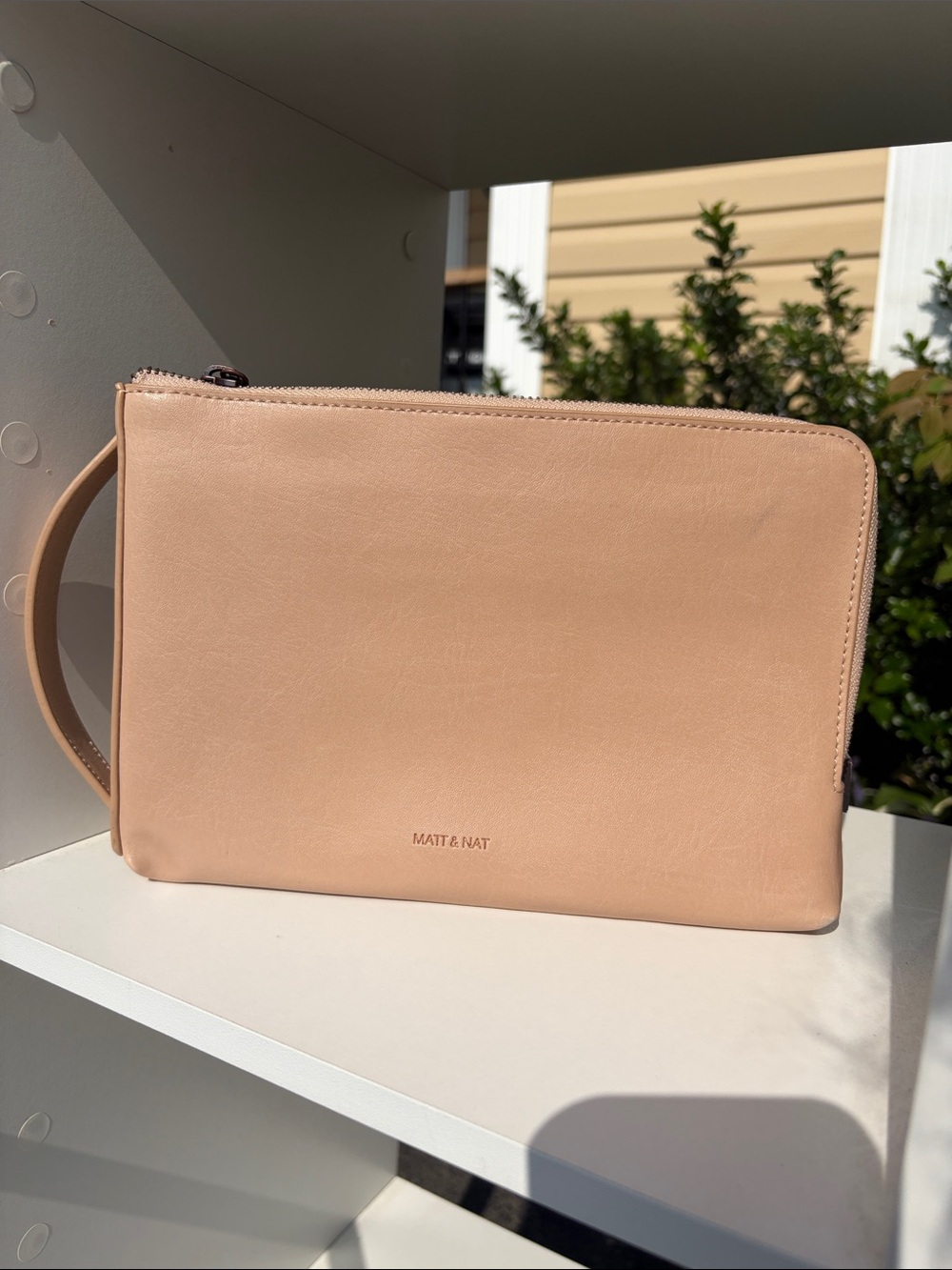 Matt & Nat Nude Blush Zip Wristlet